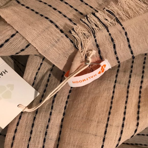 HALF MOON - WOVEN LAYERING SCARF - FLAX - Picture 2 of 2